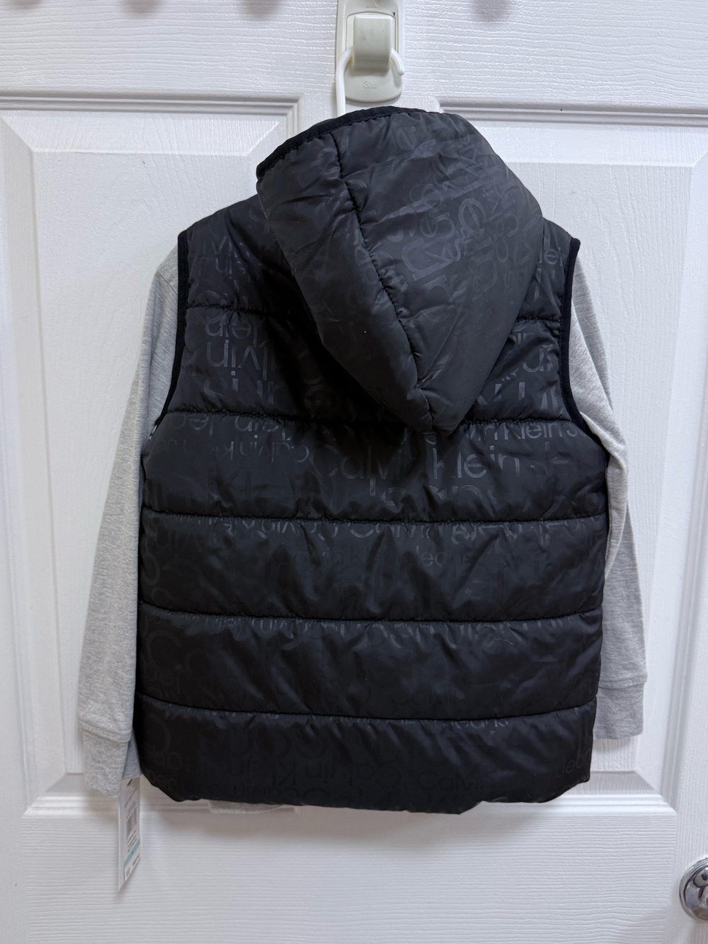 NWT Calvin Klein Kids Black Quilted Puffer Vest and Shirt Set, Size 5 - Picture 6 of 7